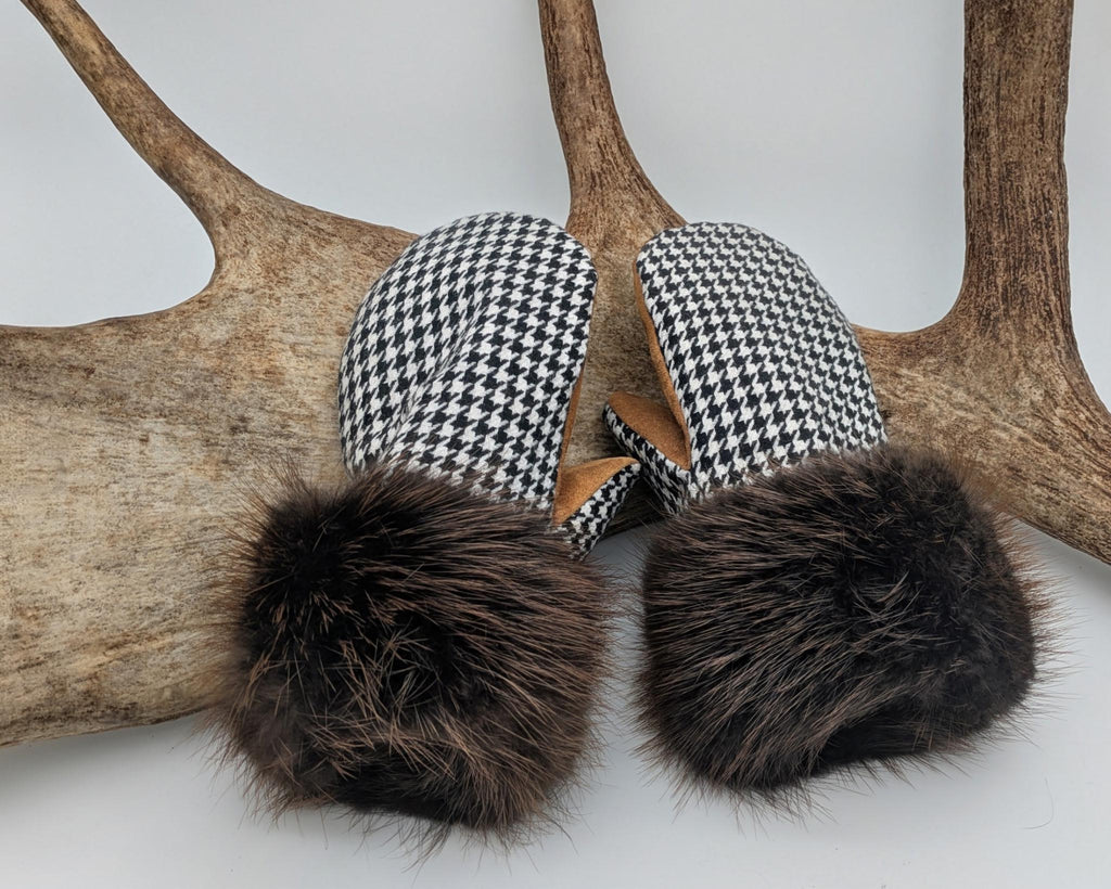 Beaver Lined Cuffed Mittens