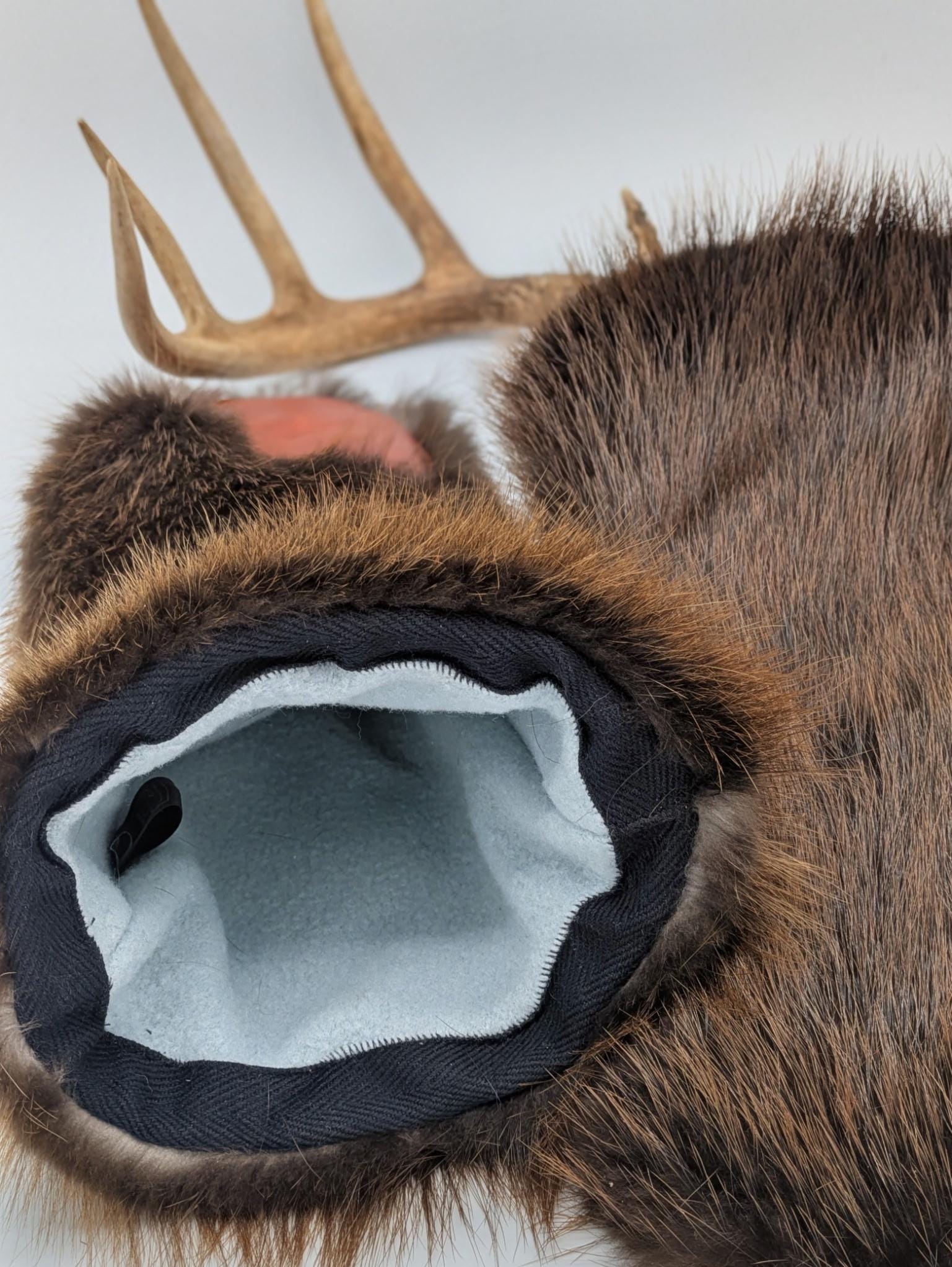 Beaver Gauntlet Mittens