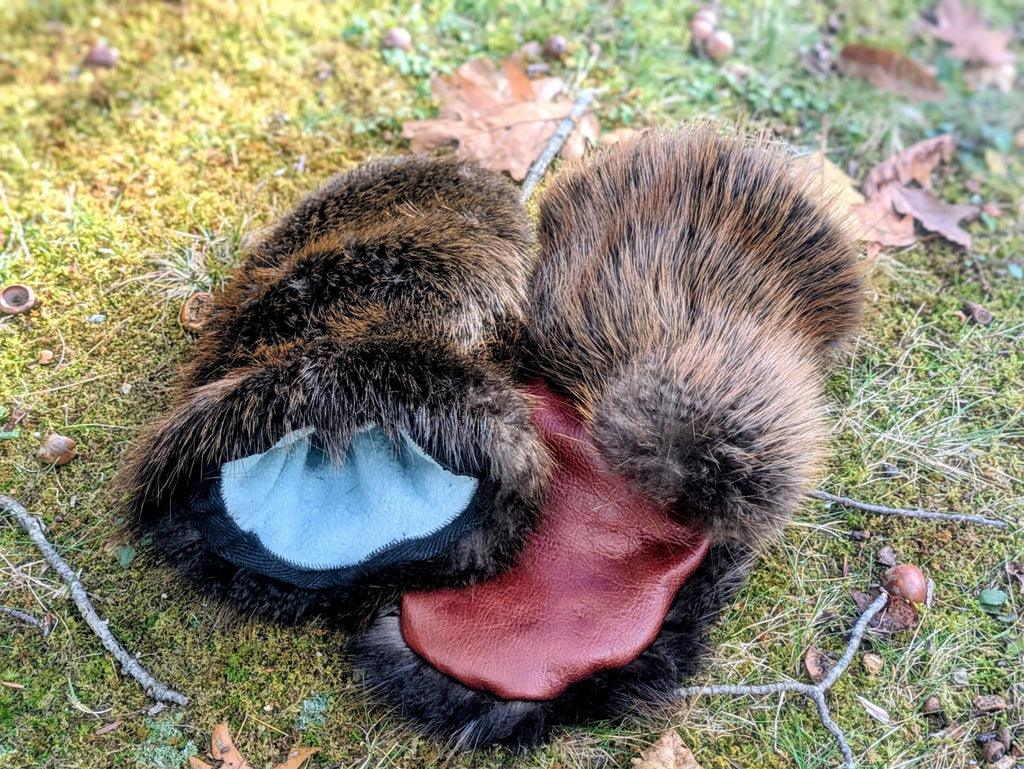Beaver Half Gauntlet Mittens