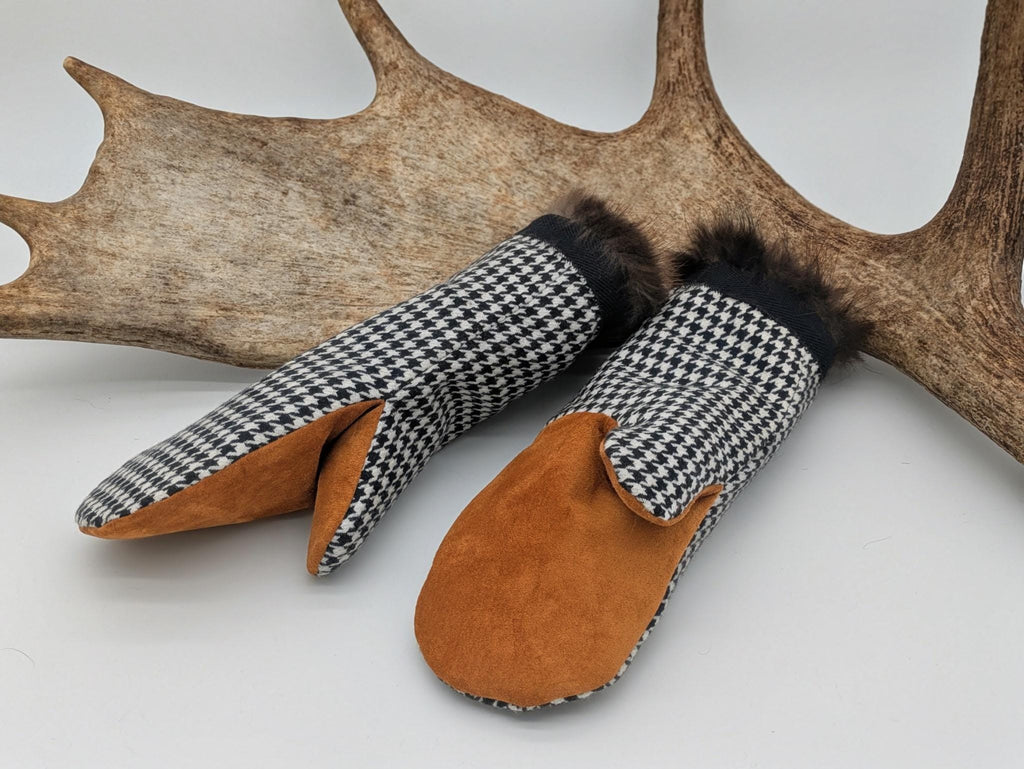 Beaver Lined Cuffed Mittens
